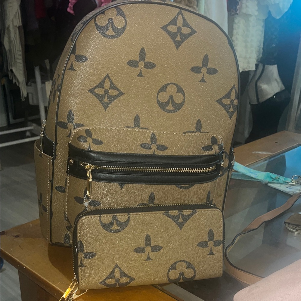 Brown Patterned Backpack with Matching Pouch - image 1